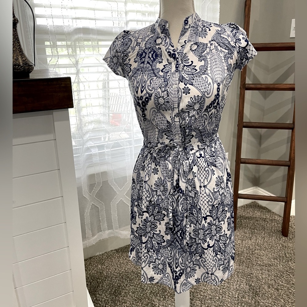 ✨✨ Blue and White Dress ✨✨